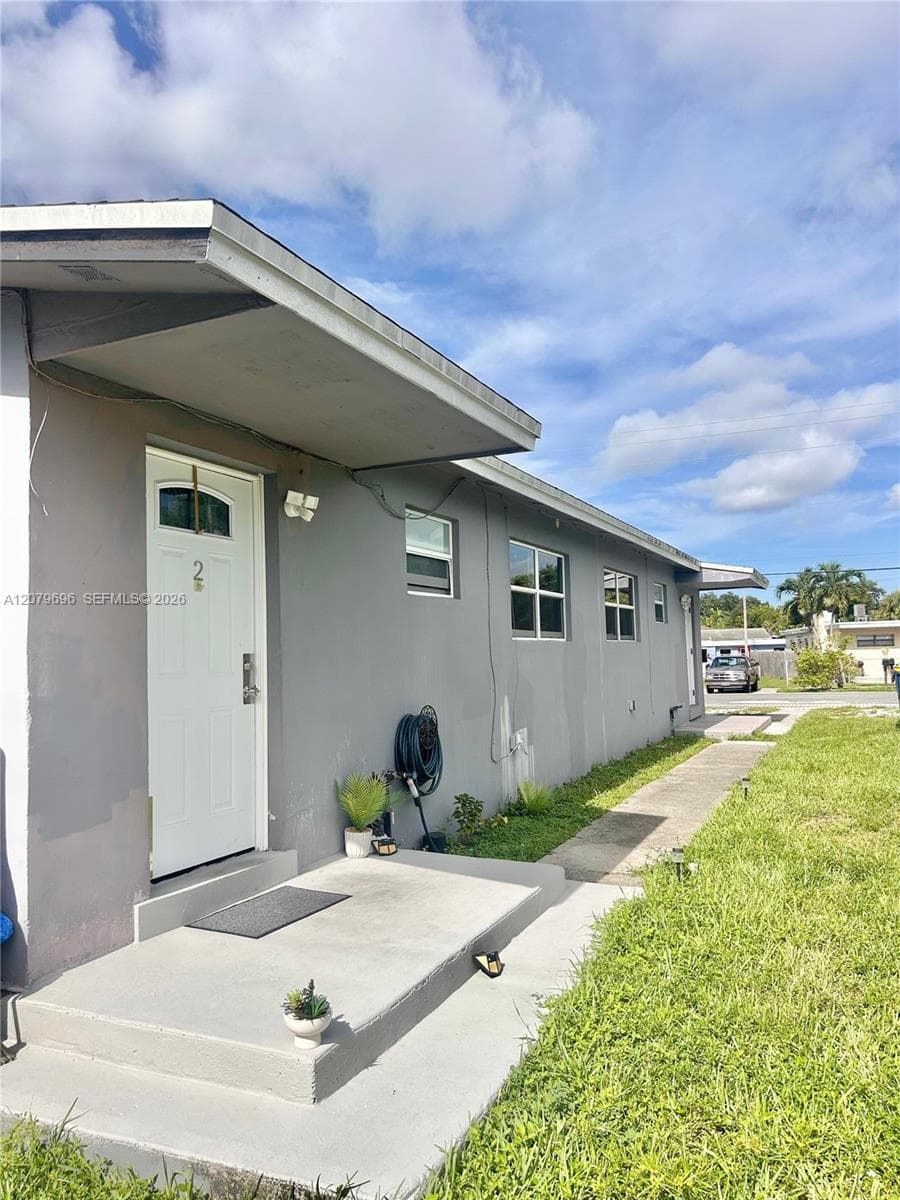 369 Phippen Waiters Rd, Dania Beach, FL 33004 photo 2