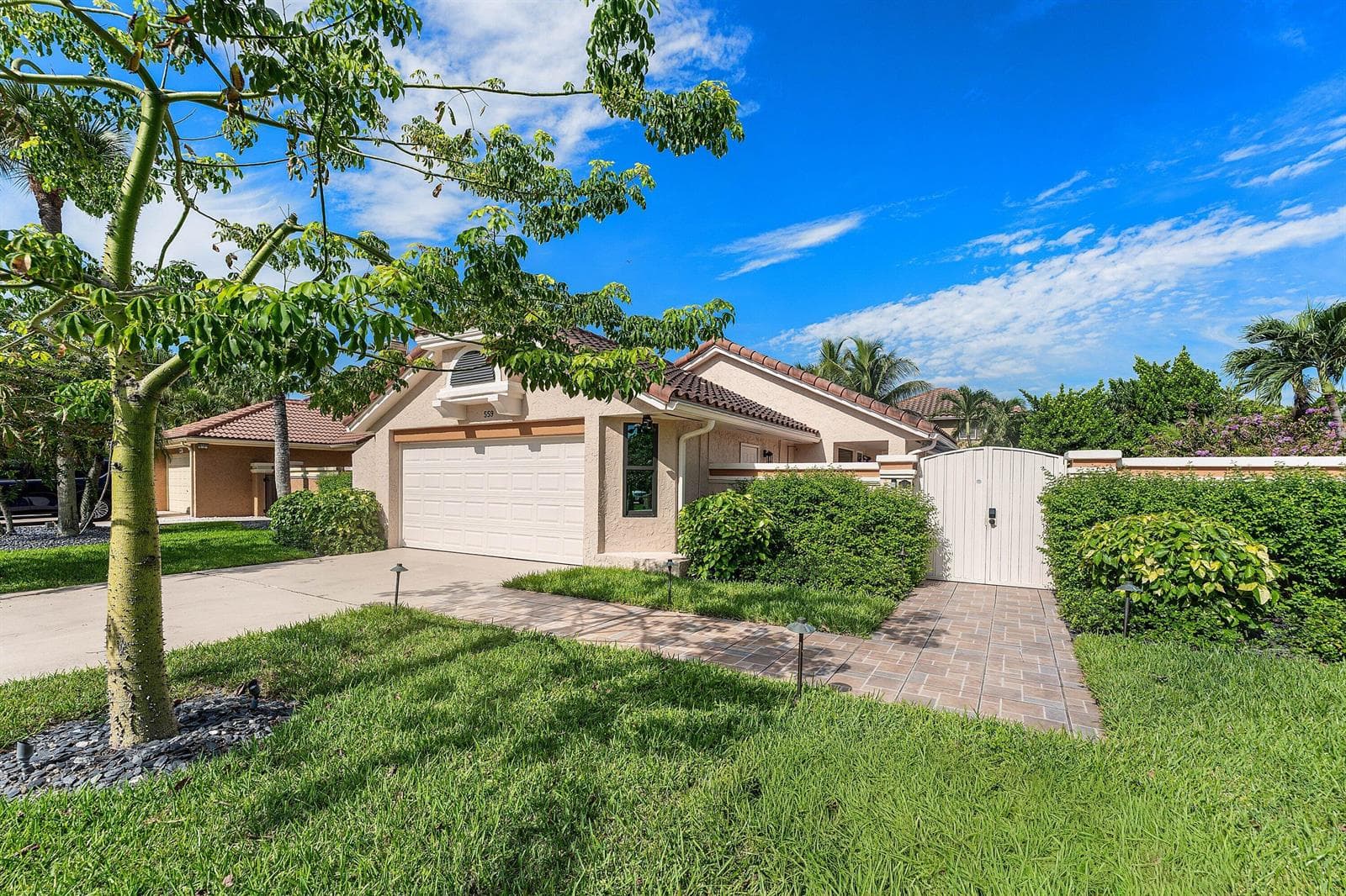 559 NW 38TH Terrace, Deerfield Beach, FL 33442 photo 4