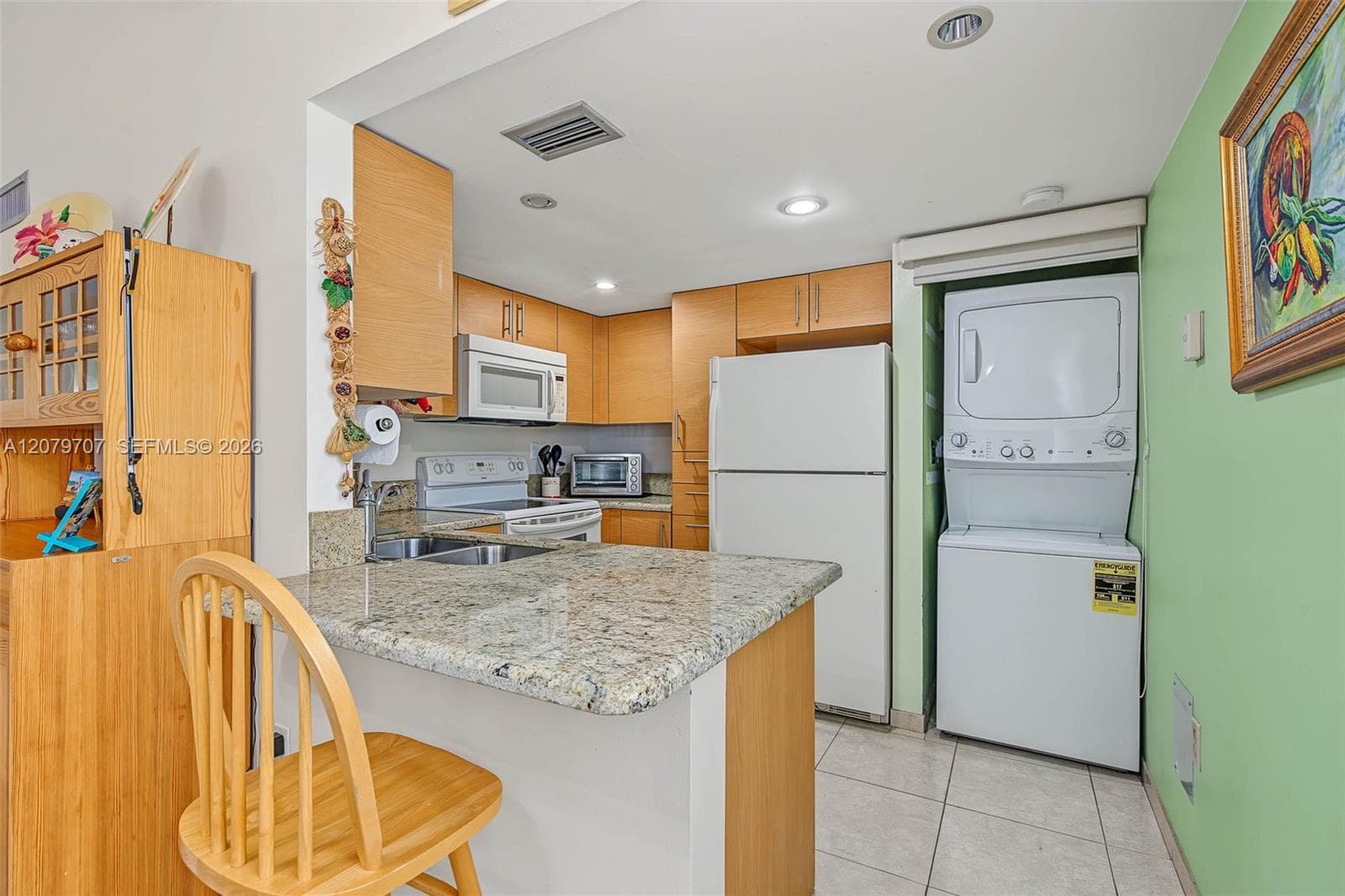 10300 NW 9th St Cir # 203, Miami, FL 33172 photo 5