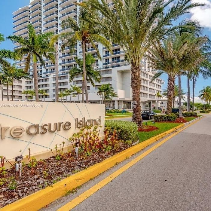 1801 S Treasure Dr # 302, North Bay Village, FL 33141 photo 2