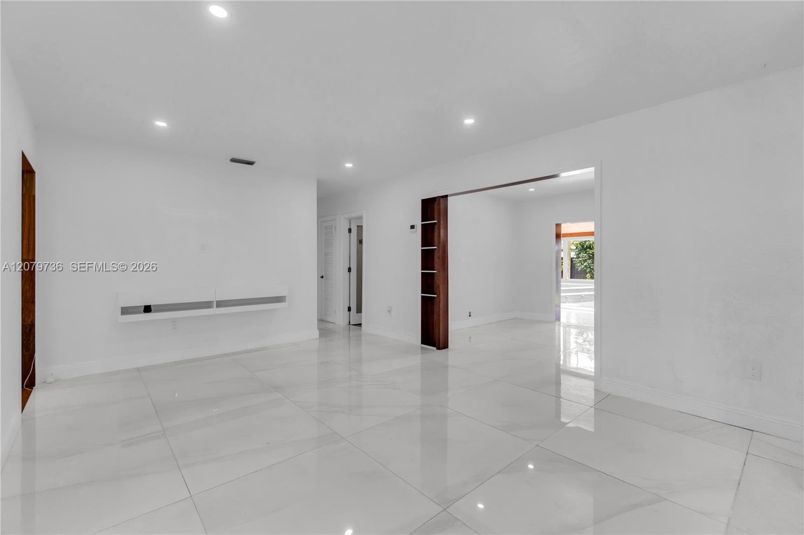 9450 SW 25th Dr, Miami, FL 33165 photo 9