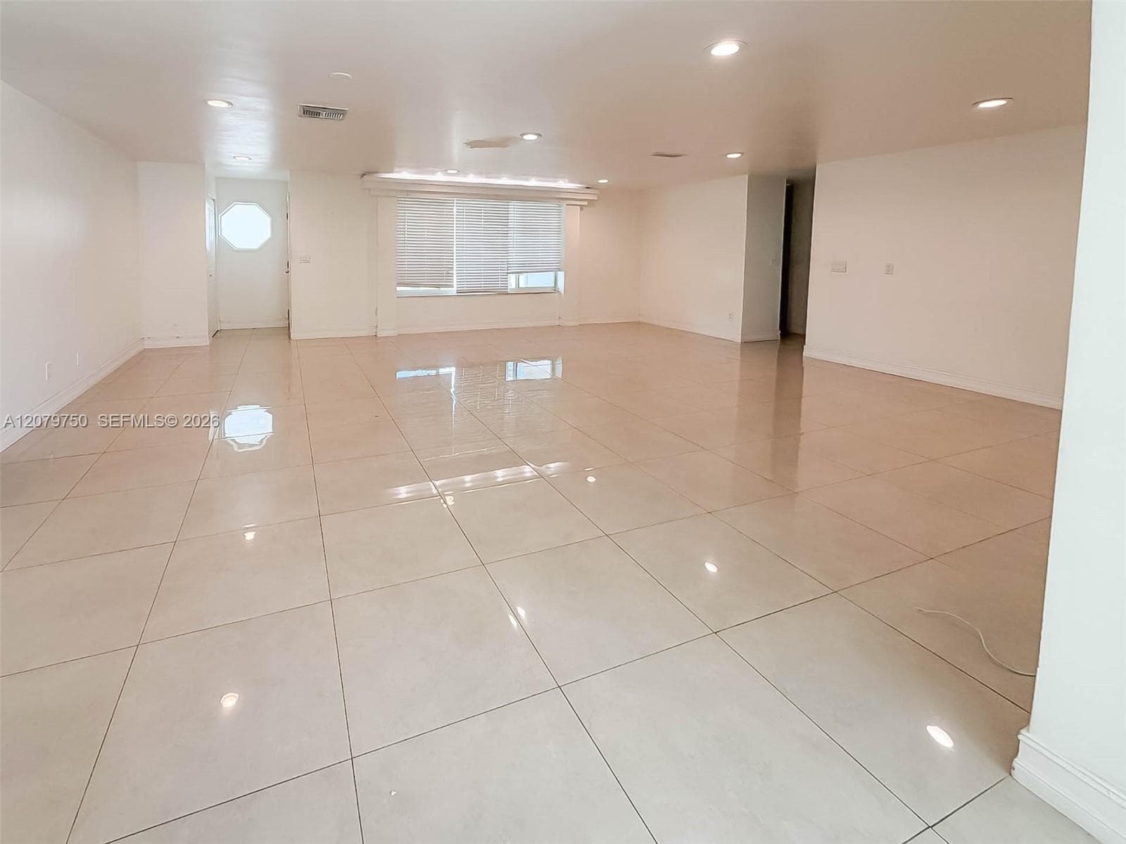2298 NE 2nd Ave # n/a, Boca Raton, FL 33431 photo 2