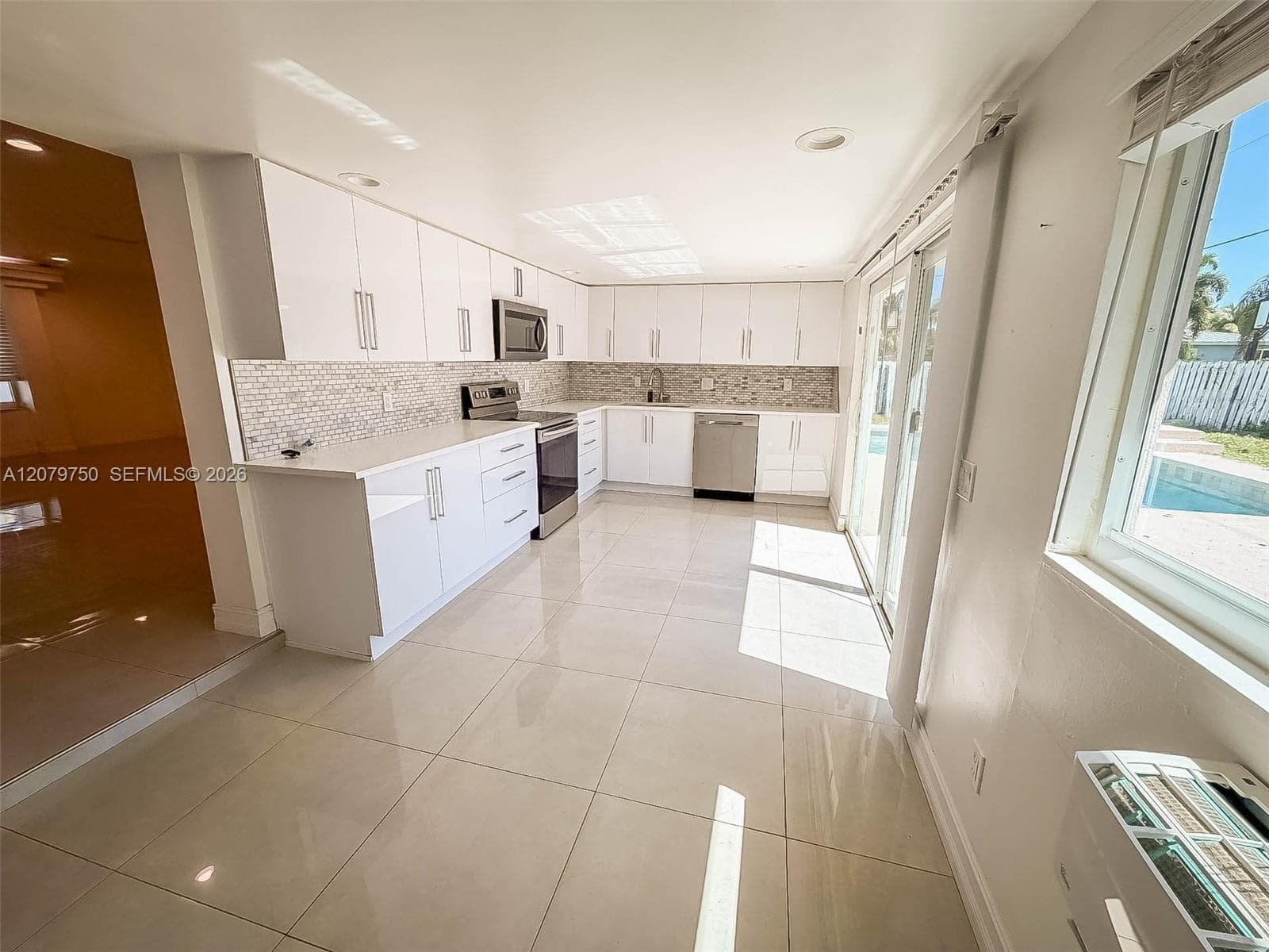 2298 NE 2nd Ave # n/a, Boca Raton, FL 33431 photo 4