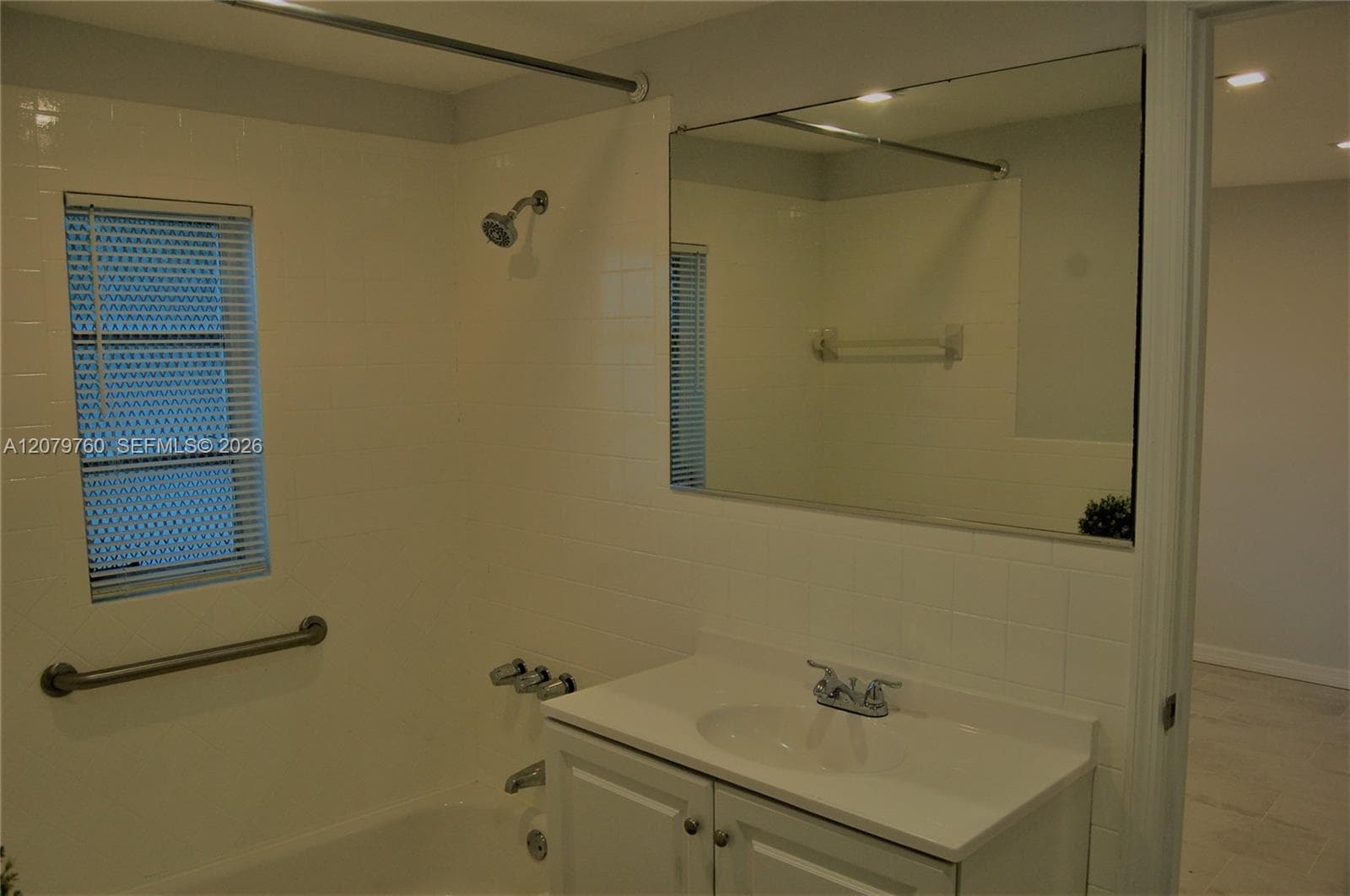 2140 SW 25th St # 2140, Miami, FL 33133 photo 6