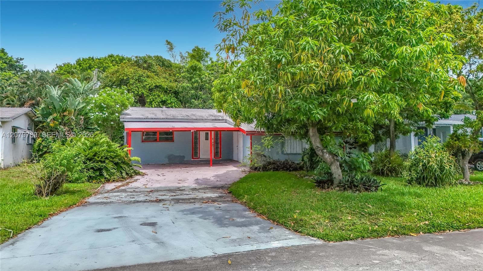 5661 Allen St, Hollywood, FL 33021 photo 2