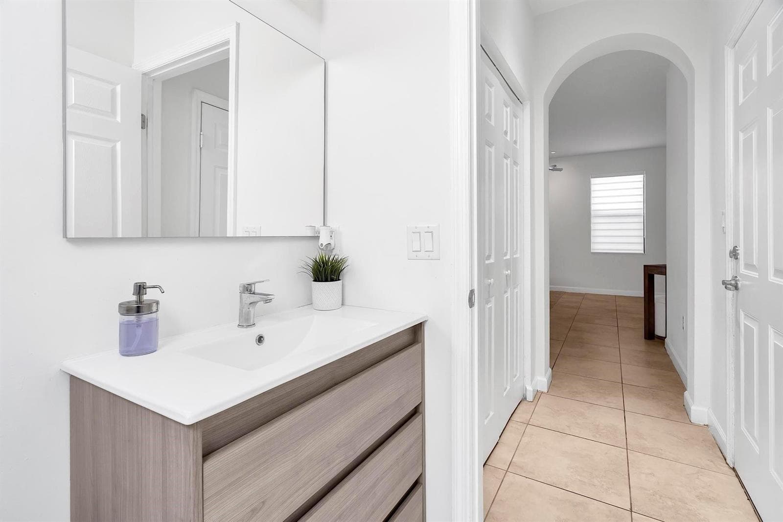 3548 W 88TH Street, Hialeah, FL 33018 photo 8