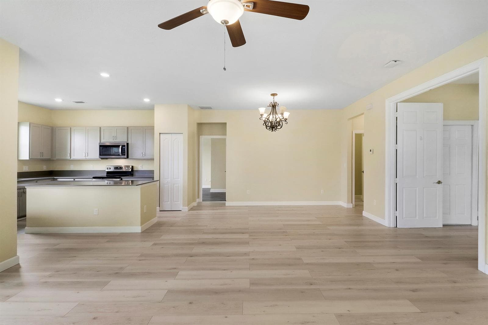 8292 NW GREENBANK Circle, Port St. Lucie, FL 34987 photo 6