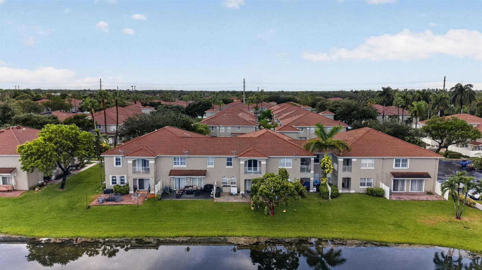5315 SW 125TH Avenue, Miramar, FL 33027 photo 2