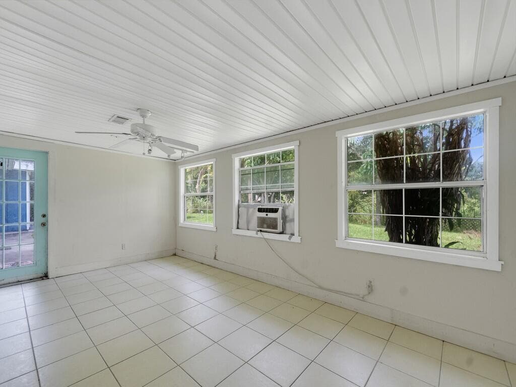 8206 Lakeland Boulevard, Fort Pierce, FL 34951 photo 12