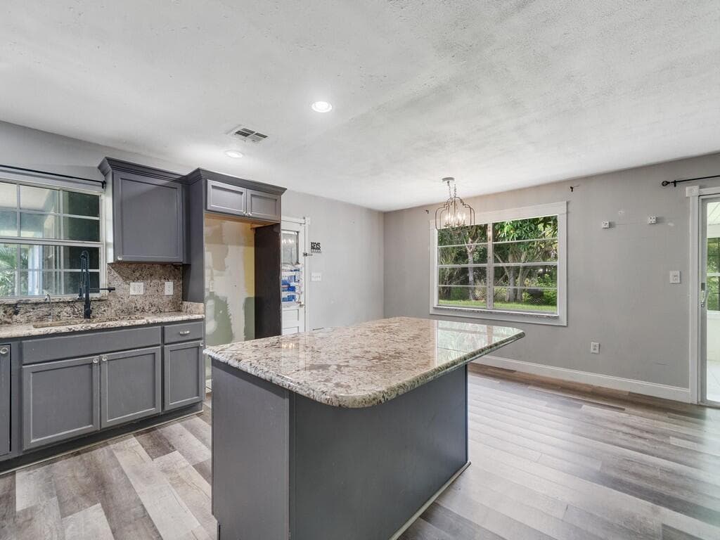 8206 Lakeland Boulevard, Fort Pierce, FL 34951 photo 9