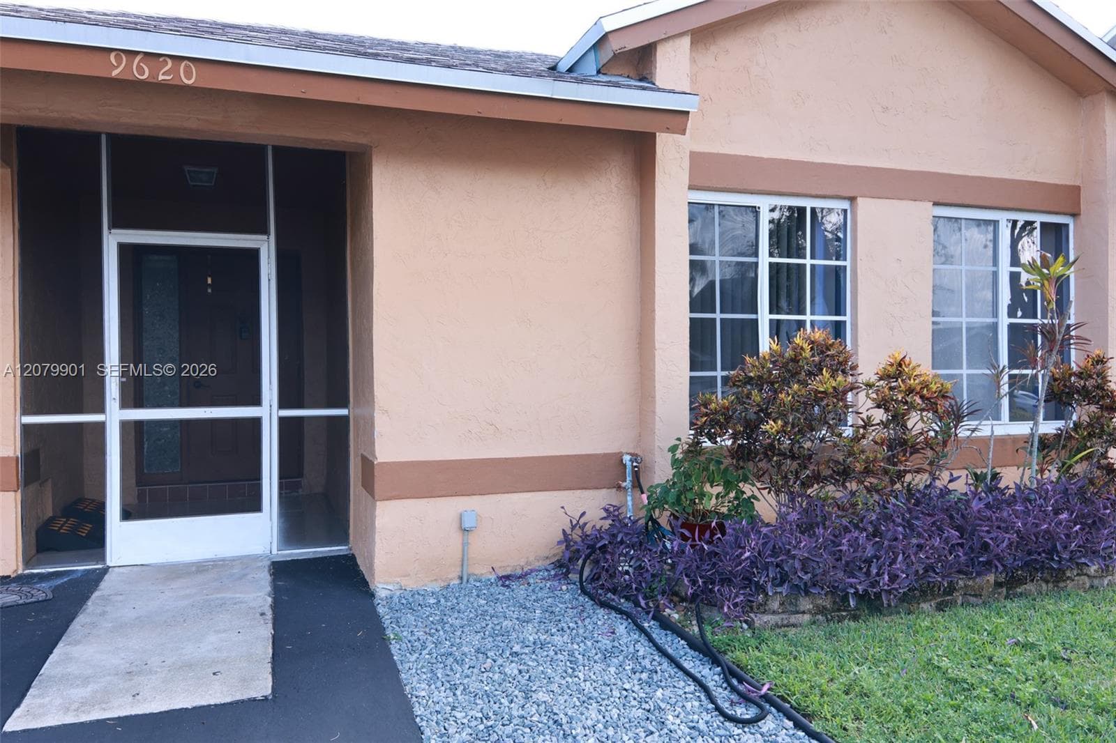 9620 SW 9th Ct, Pembroke Pines, FL 33025 photo 3