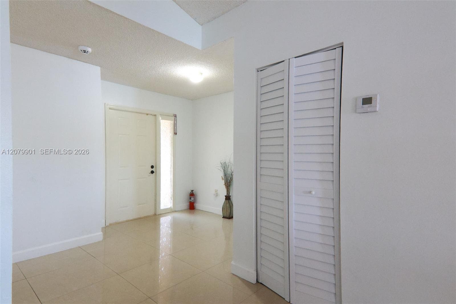 9620 SW 9th Ct, Pembroke Pines, FL 33025 photo 4