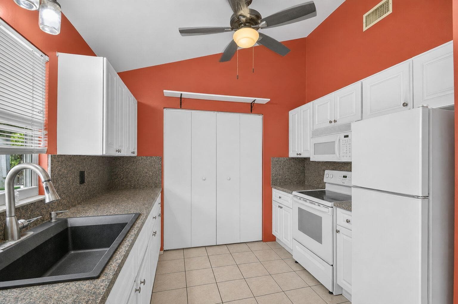207/227 Ethelyn Drive, West Palm Beach, FL 33415 photo 13