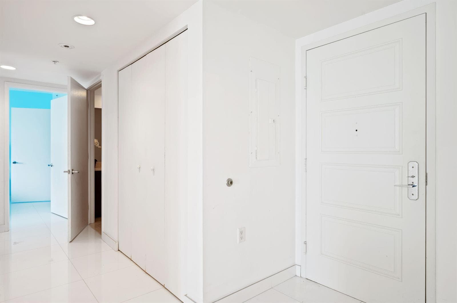 200 SUNNY ISLES Boulevard # 2-806, Sunny Isles Beach, FL 33160 photo 7