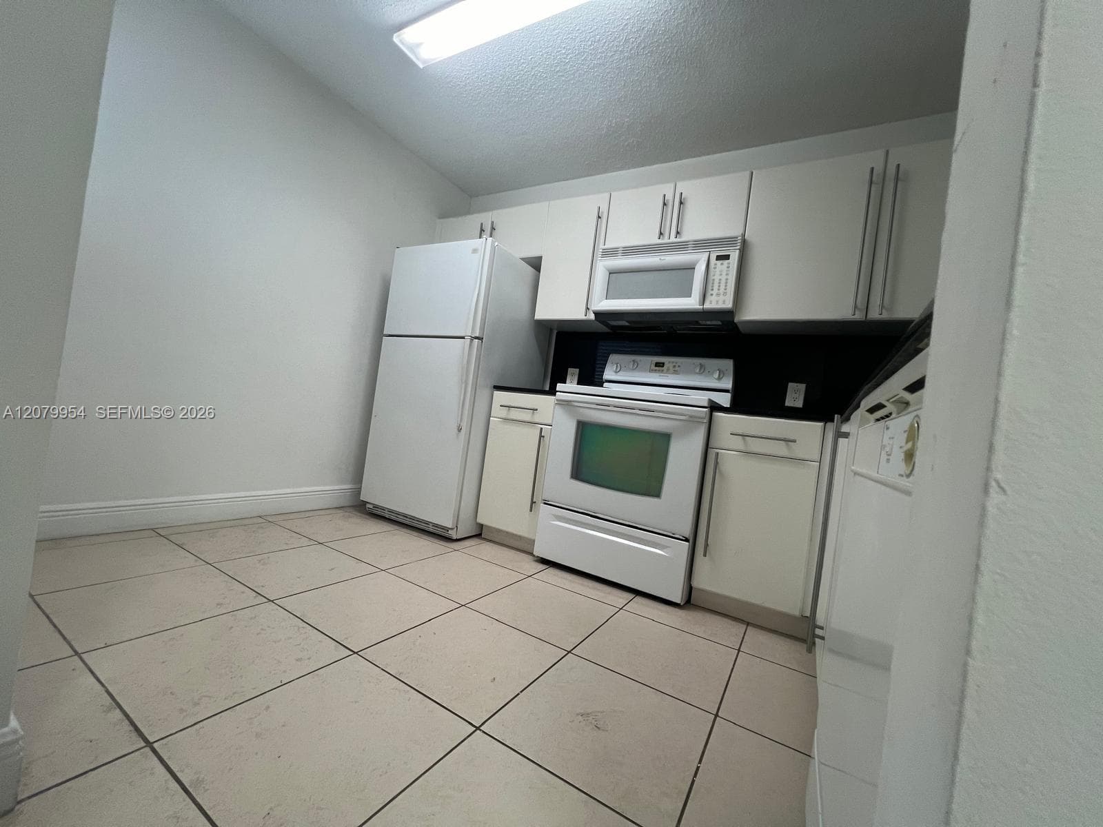 18051 NW 68th Ave # L101, Hialeah, FL 33015 photo 3