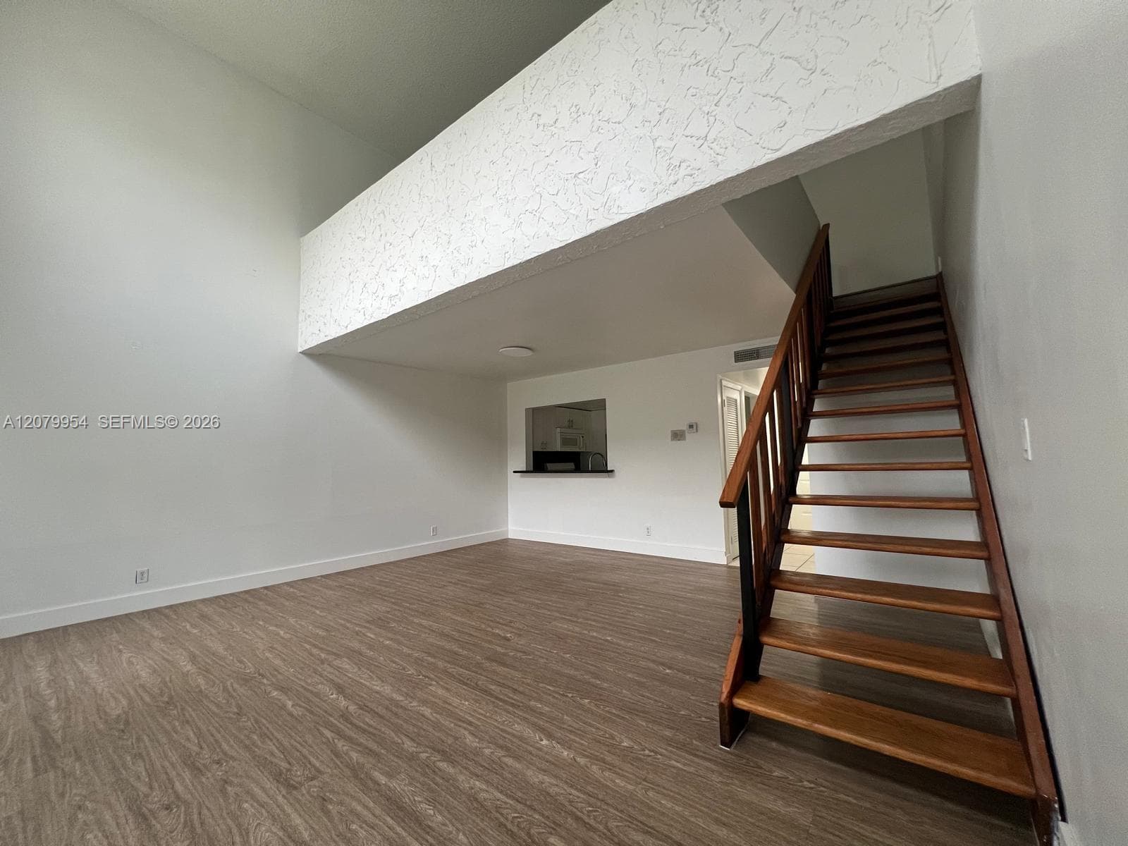 18051 NW 68th Ave # L101, Hialeah, FL 33015 photo 4