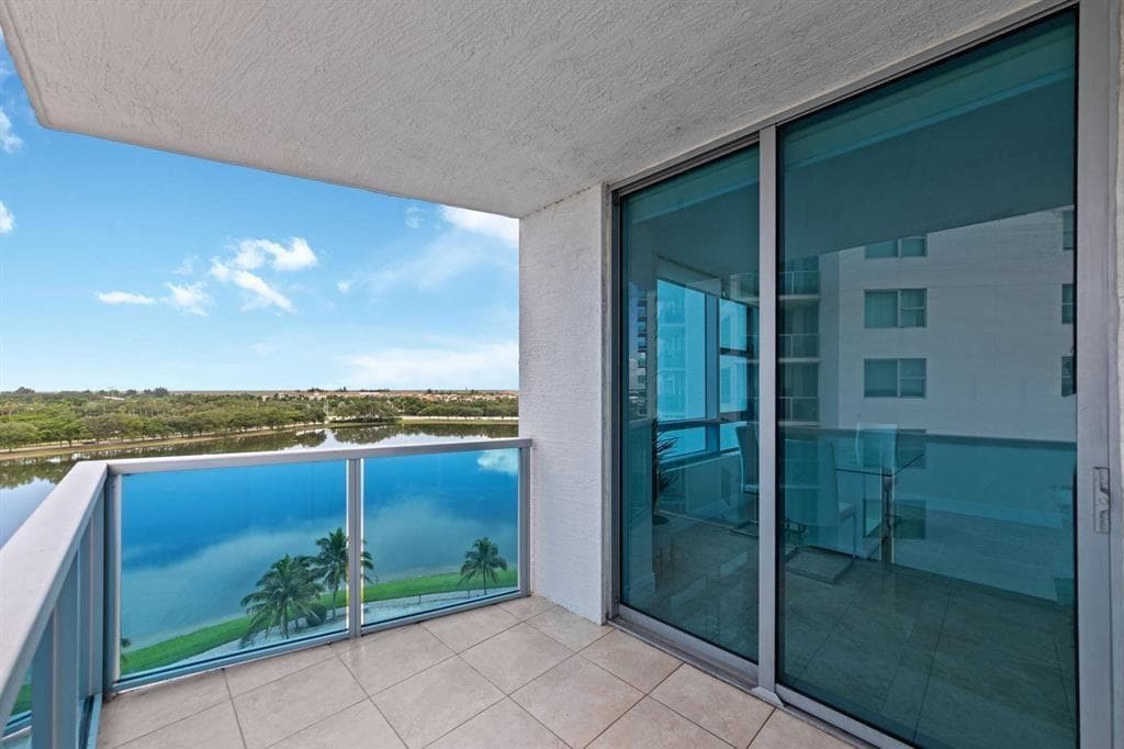 2641 N FLAMINGO Road # 901N, Sunrise, FL 33323 photo 12