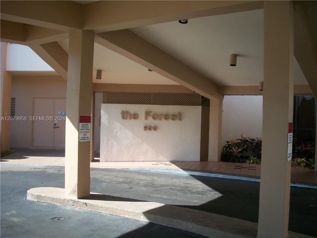 900 St Charles Pl # 213, Pembroke Pines, FL 33026