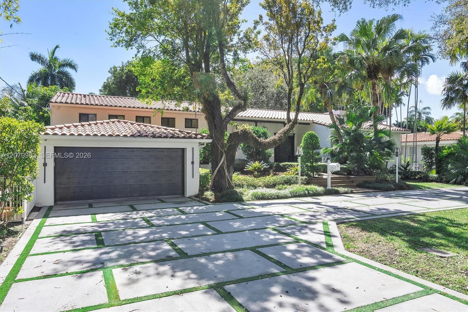 652 NE 105th St, Miami Shores, FL 33138 photo 5