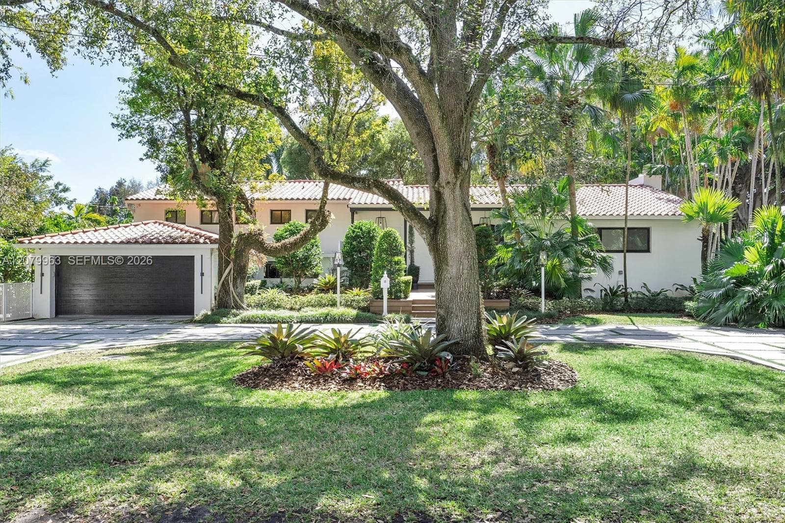 652 NE 105th St, Miami Shores, FL 33138 photo 4