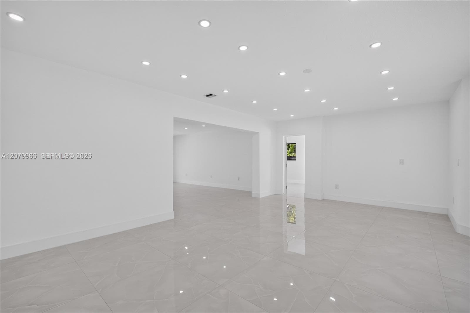 1200 NE 204th Ter, Miami, FL 33179 photo 7
