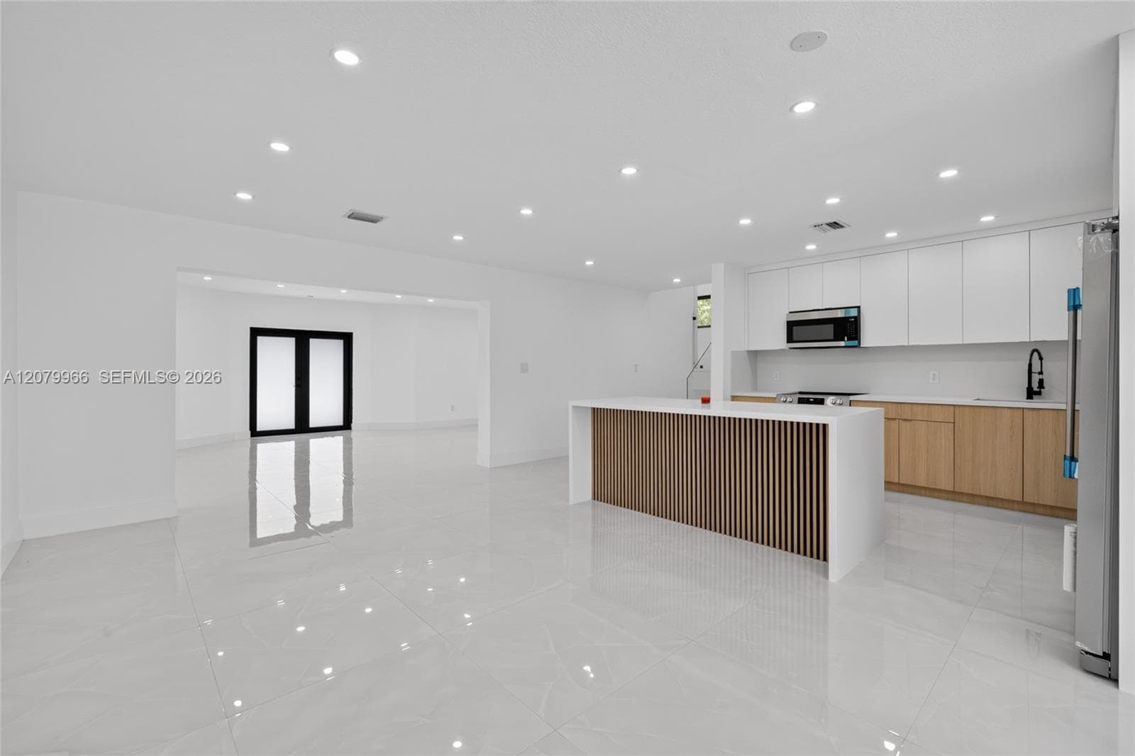 1200 NE 204th Ter, Miami, FL 33179 photo 10