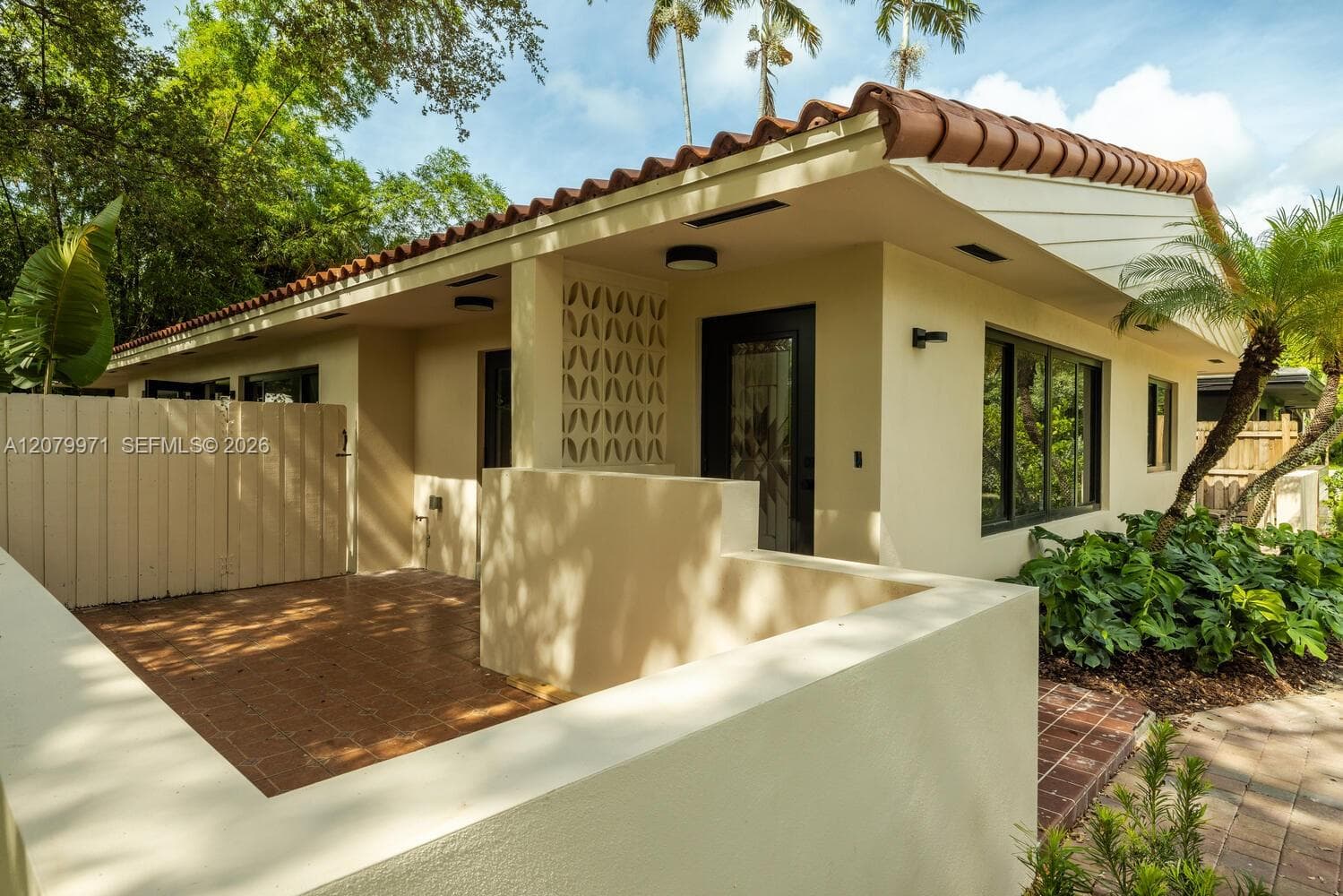 220 NE 105th St, Miami Shores, FL 33138 photo 3