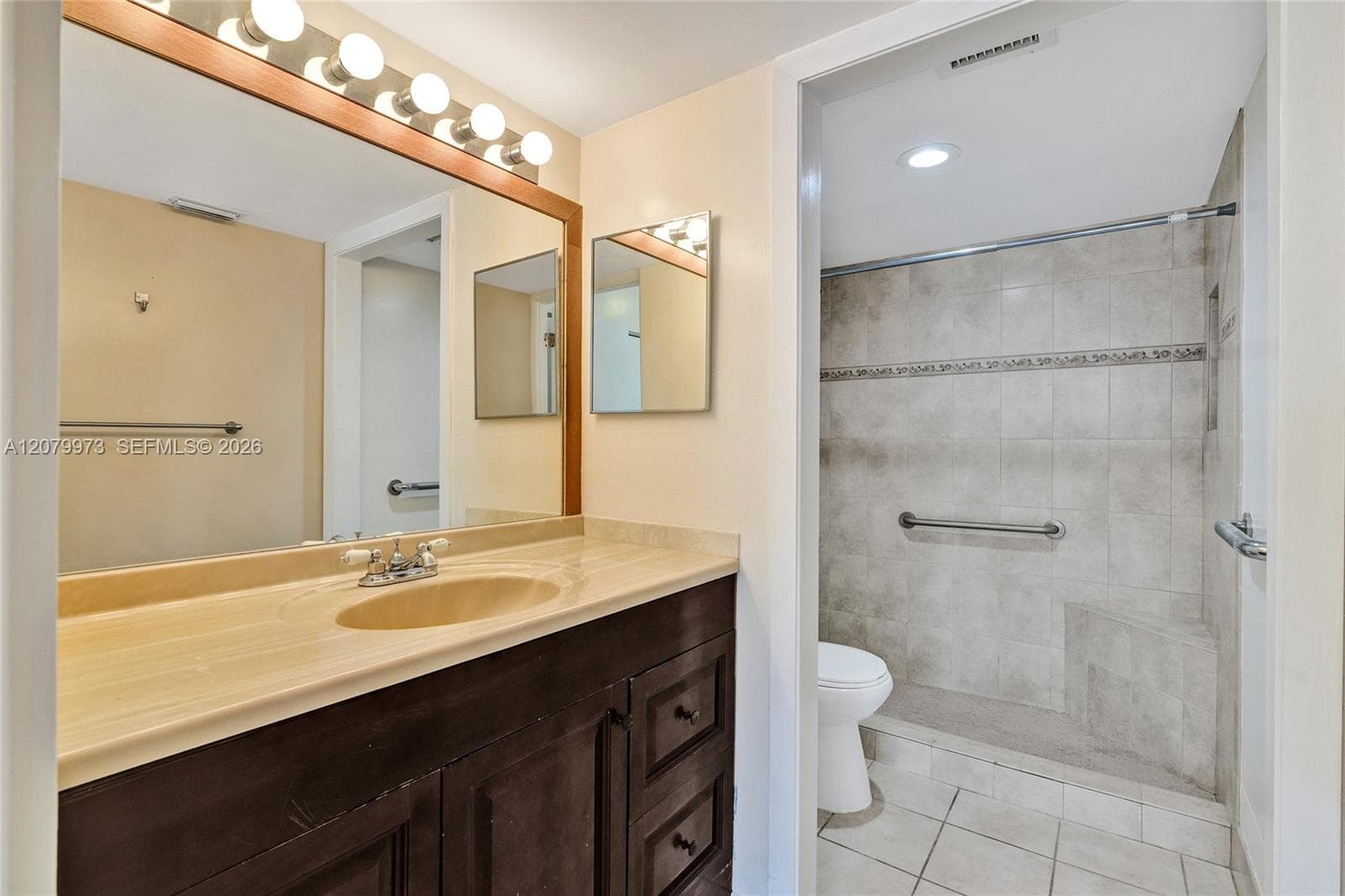 8660 SW 212th St # 111, Cutler Bay, FL 33189 photo 12