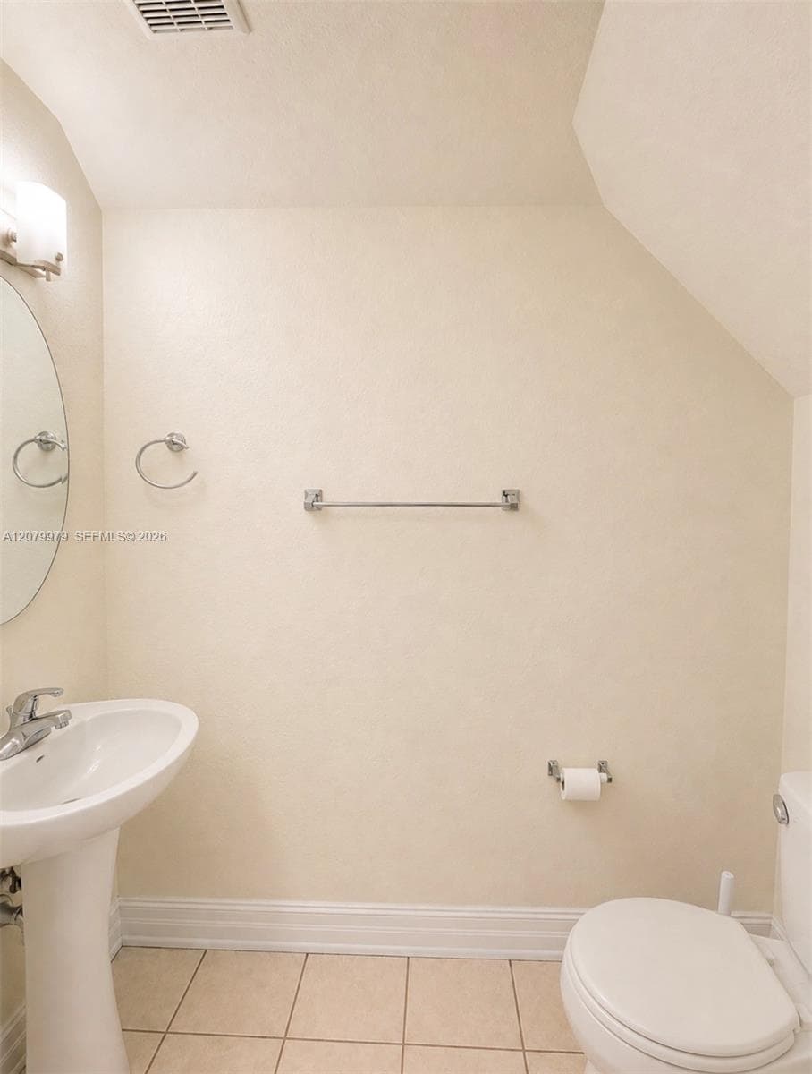 7980 NW 10th St # 38I, Miami, FL 33126 photo 5