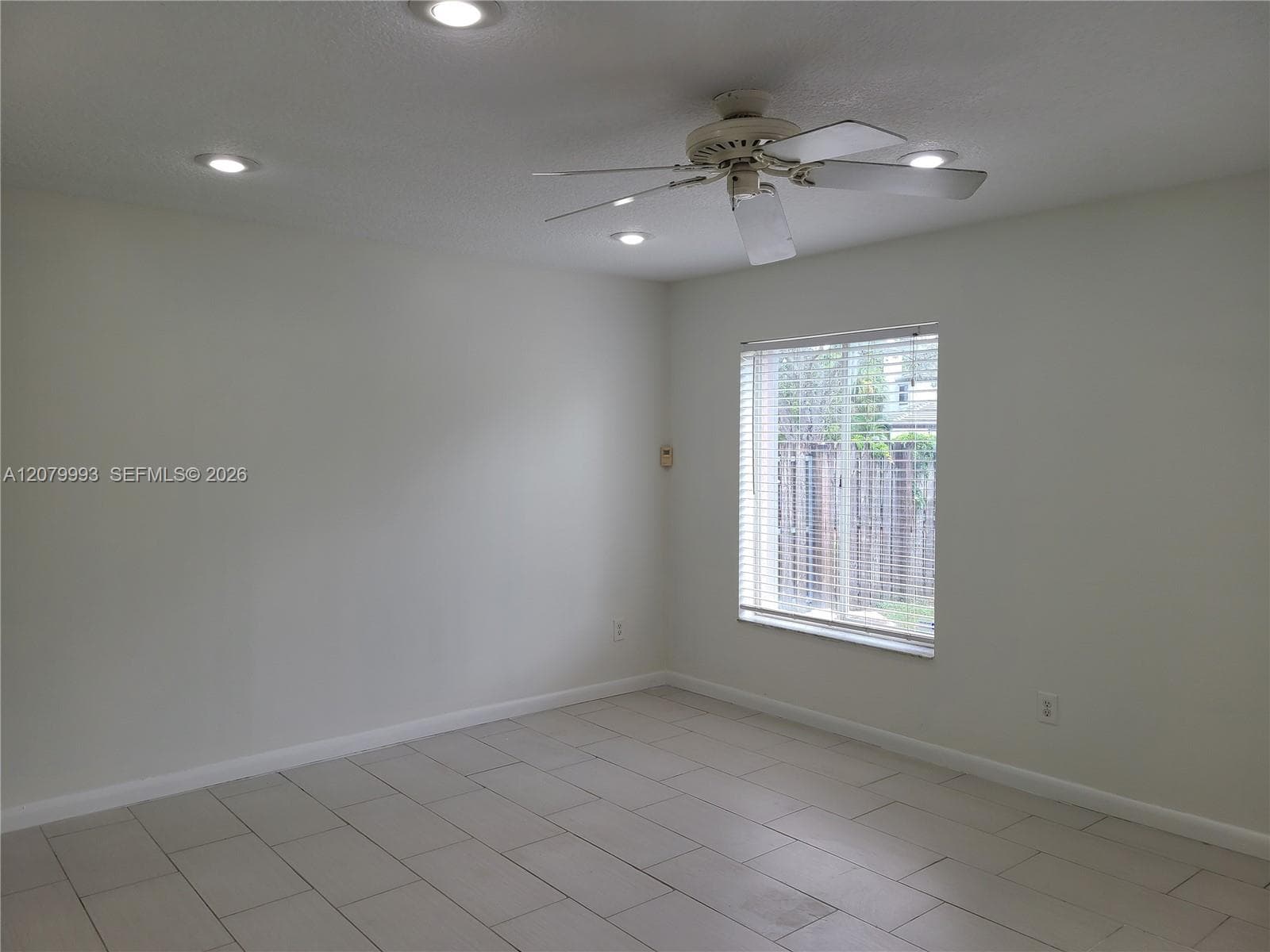 8820 SW 13th St, Pembroke Pines, FL 33025 photo 6