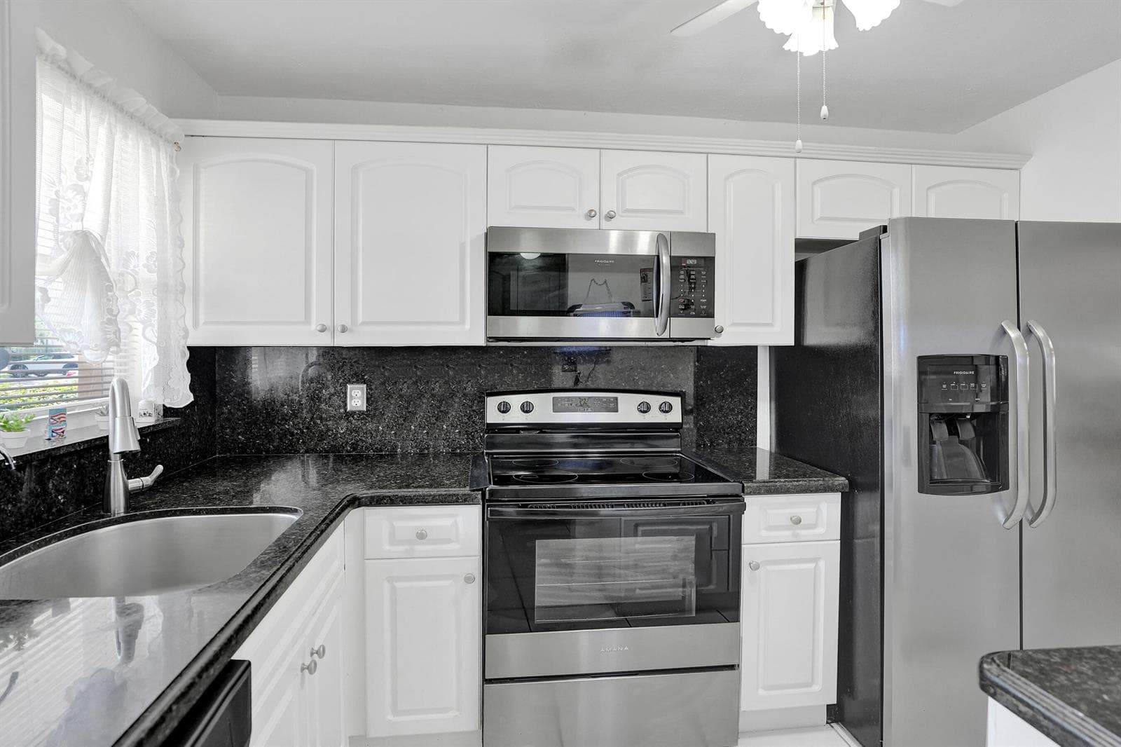 2651 Sunrise Lakes Drive E # 104, Sunrise, FL 33322