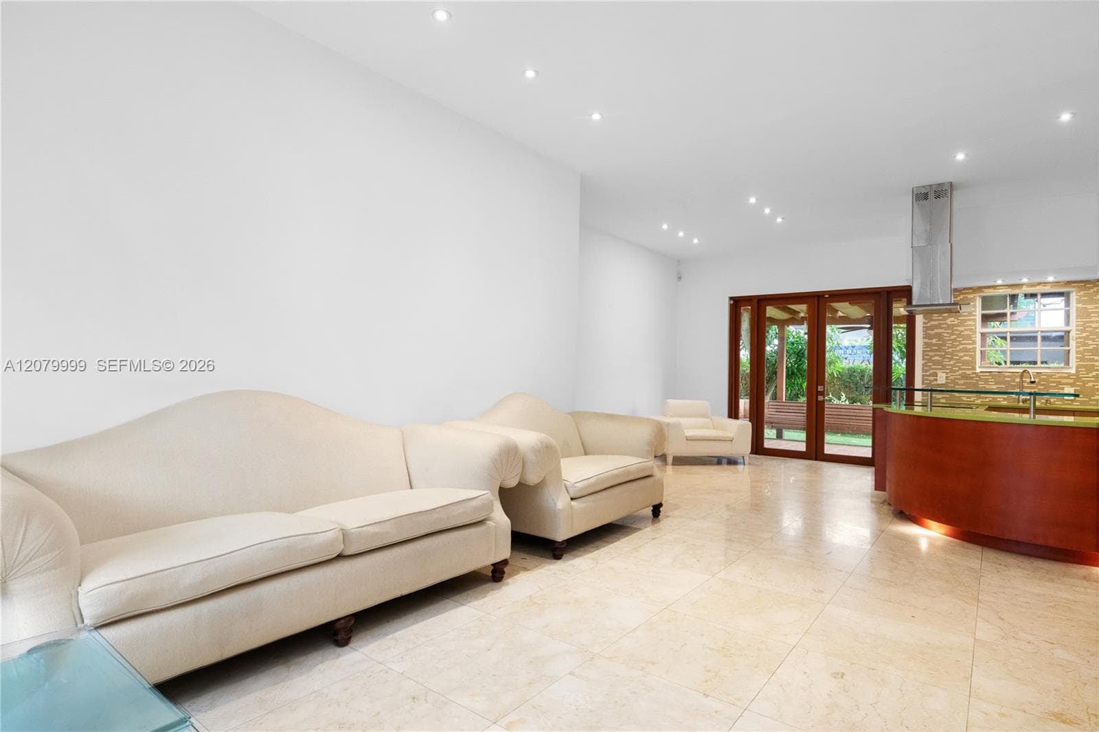 9822 SW 159th Path, Miami, FL 33196 photo 4