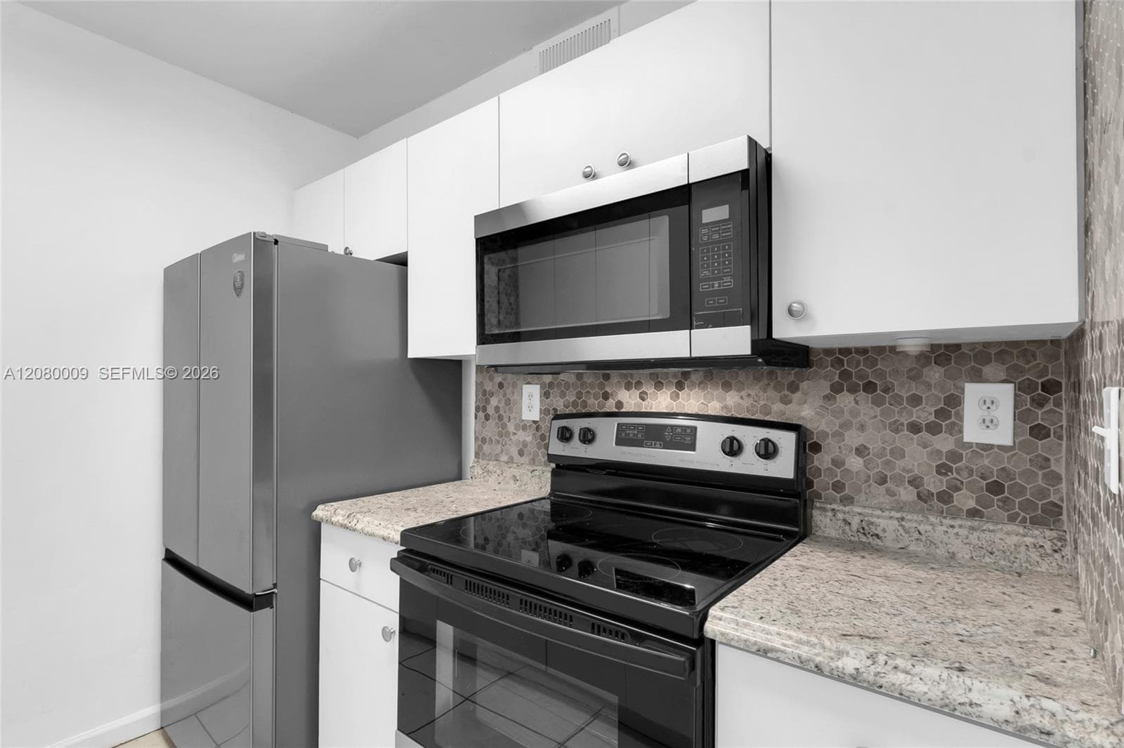 7100 Fairway Dr # K11, Miami Lakes, FL 33014 photo 8