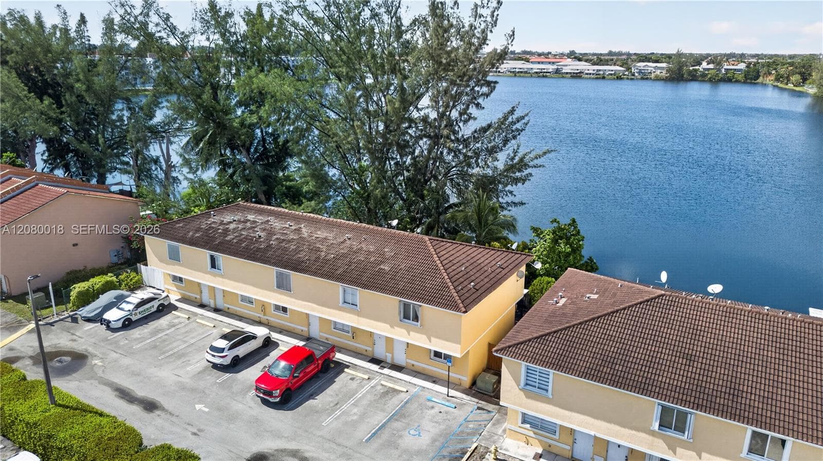 8351 NW 99th St # C-5, Hialeah Gardens, FL 33016 photo 2