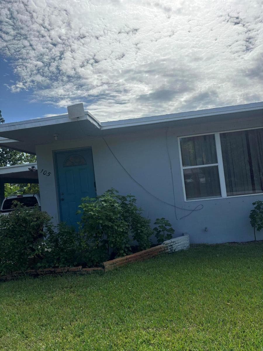 105 4TH Street # 105, Lake Park, FL 33403 photo 2