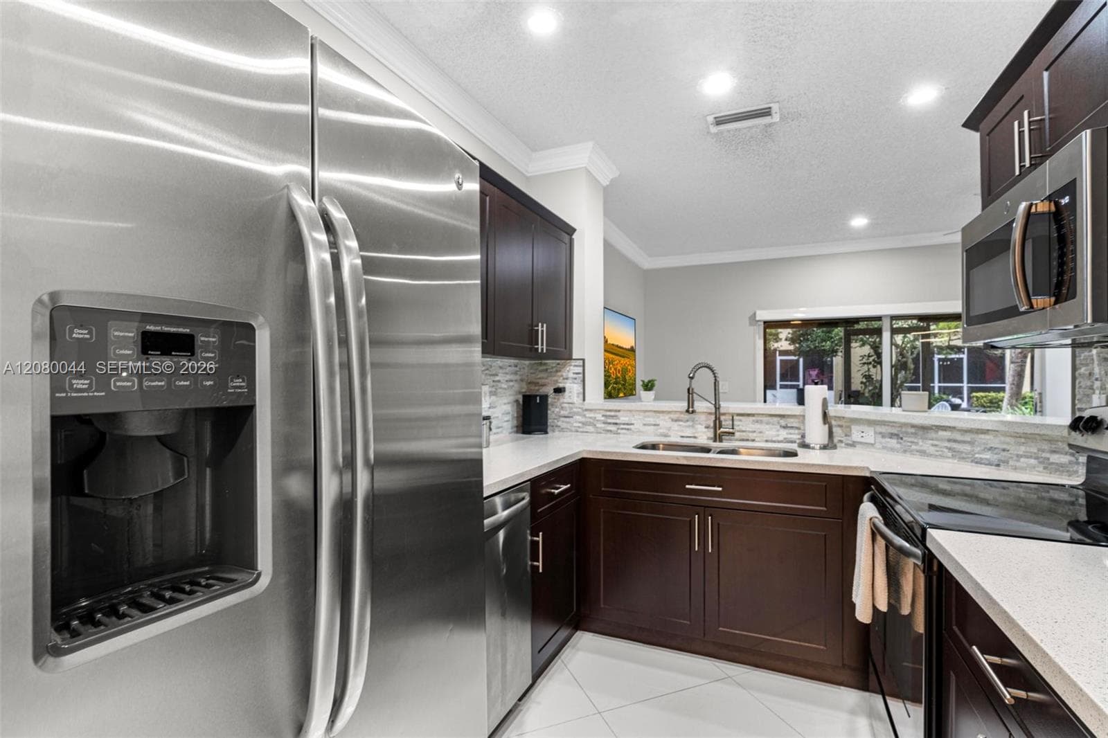 12110 SW 2nd St, Pembroke Pines, FL 33025 photo 8