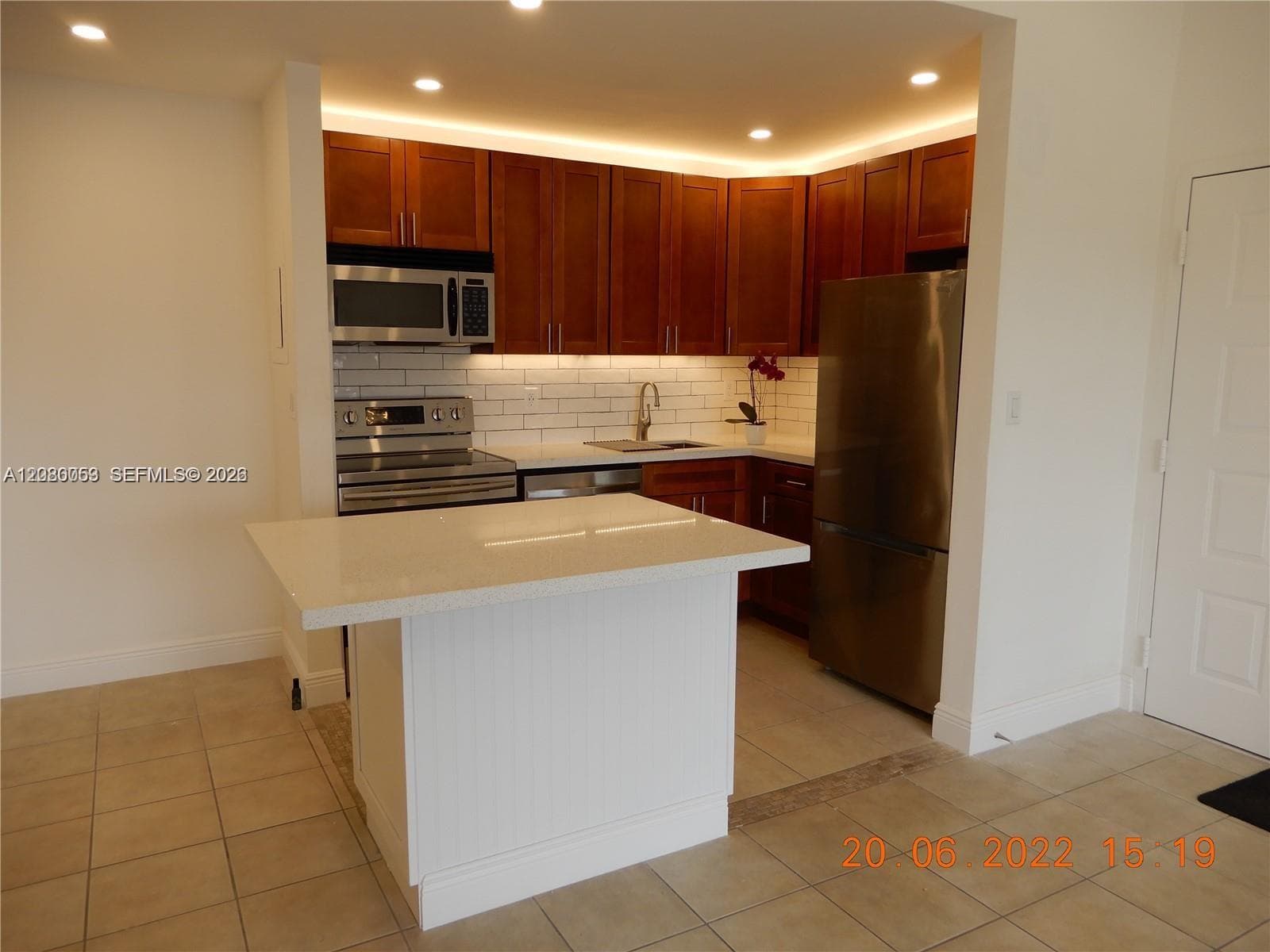 7175 NW 179th St # 307, Hialeah, FL 33015 photo 2