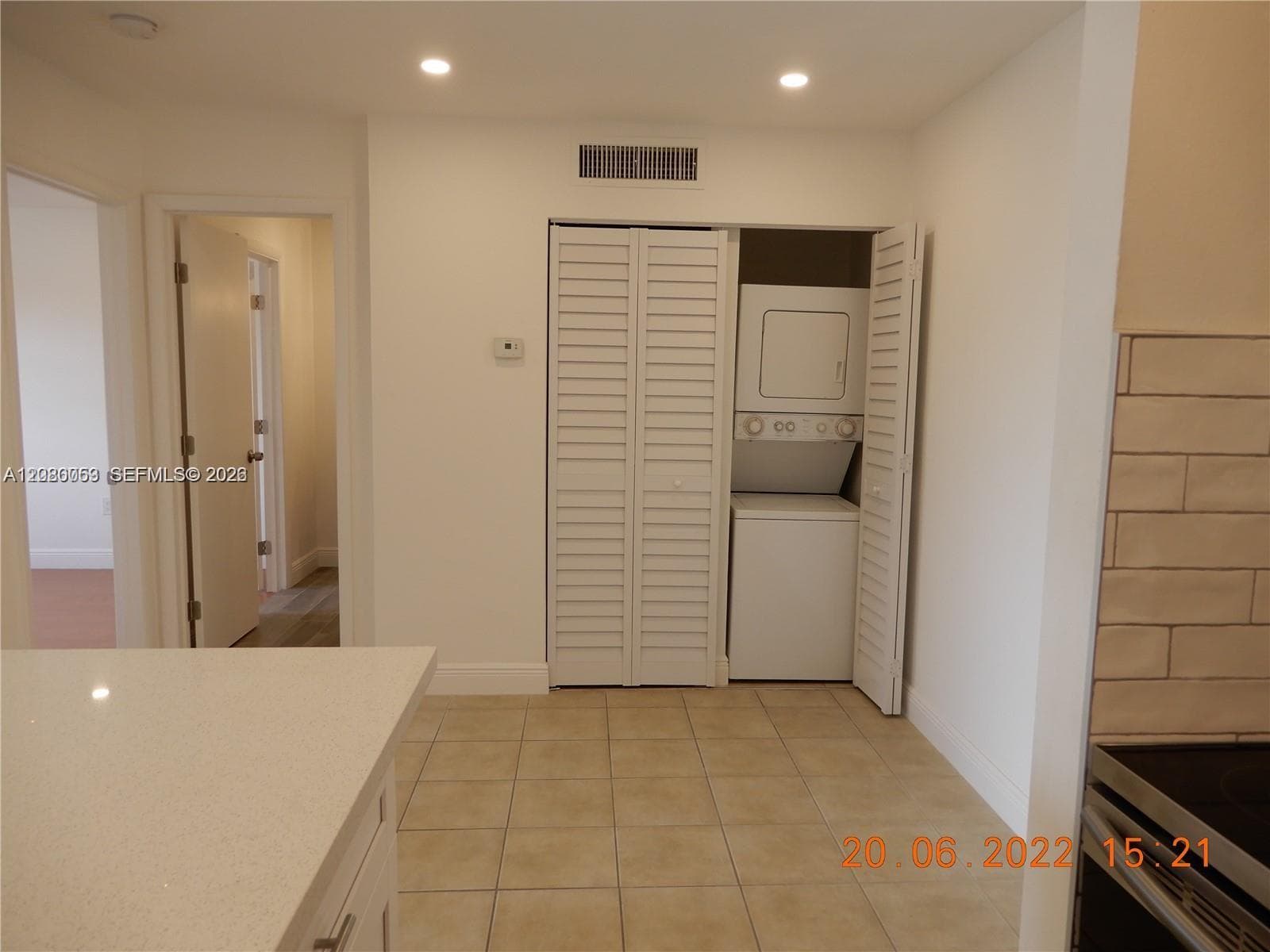 7175 NW 179th St # 307, Hialeah, FL 33015 photo 3