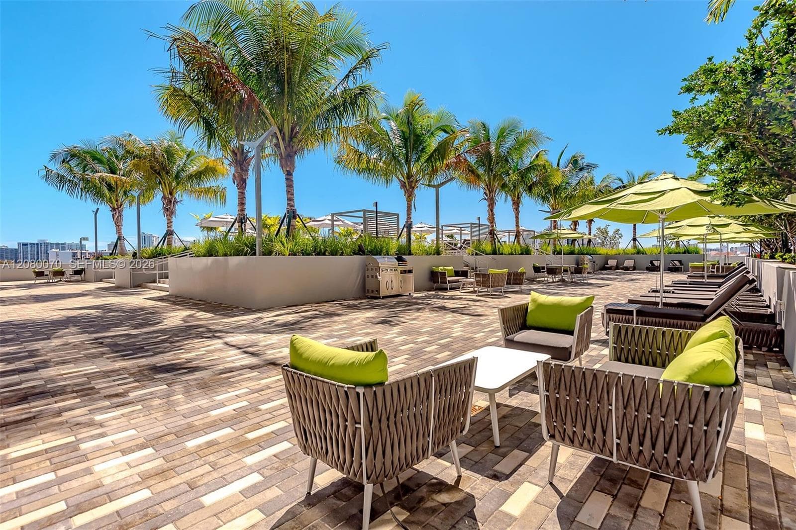 2960 NE 207th St # 1005, Aventura, FL 33180 photo 13
