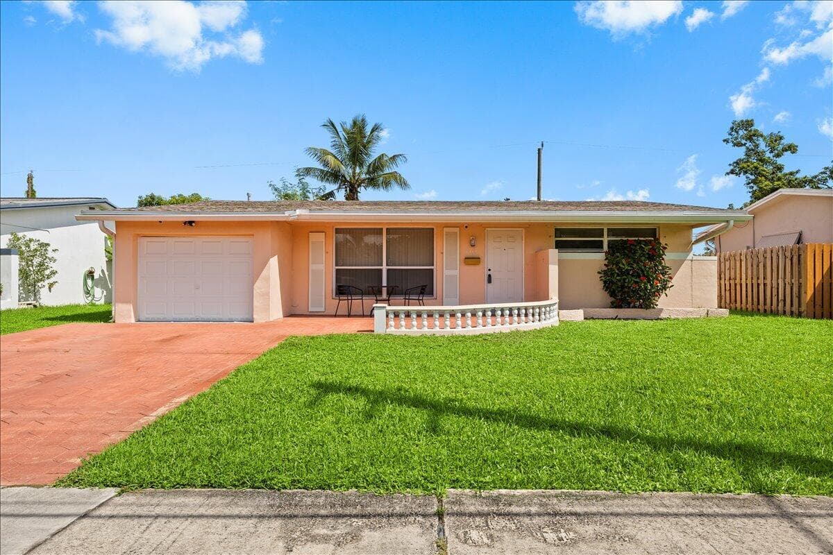 8407 NW 25TH Court, Sunrise, FL 33322 photo 3