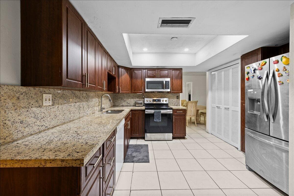 8407 NW 25TH Court, Sunrise, FL 33322 photo 11