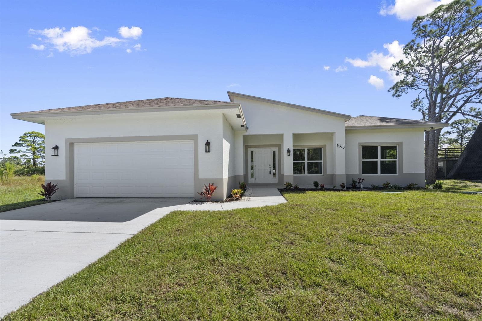 5310 Sunset Boulevard, Fort Pierce, FL 34982 photo 3