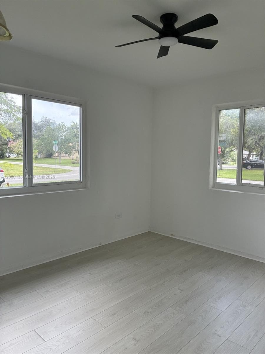 601 Oriole Ave, Miami Springs, FL 33166 photo 6