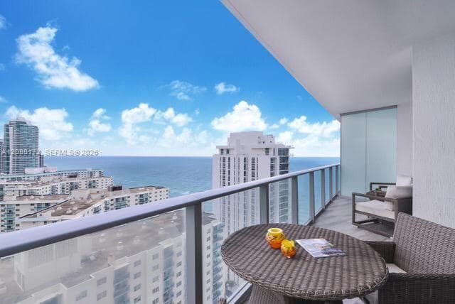 4111 S Ocean Dr # 2010, Hollywood, FL 33019