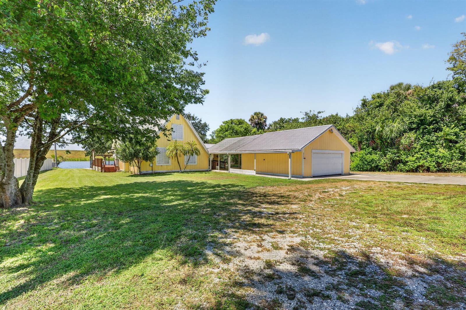 6532 US-441, Okeechobee, FL 34974 photo 2
