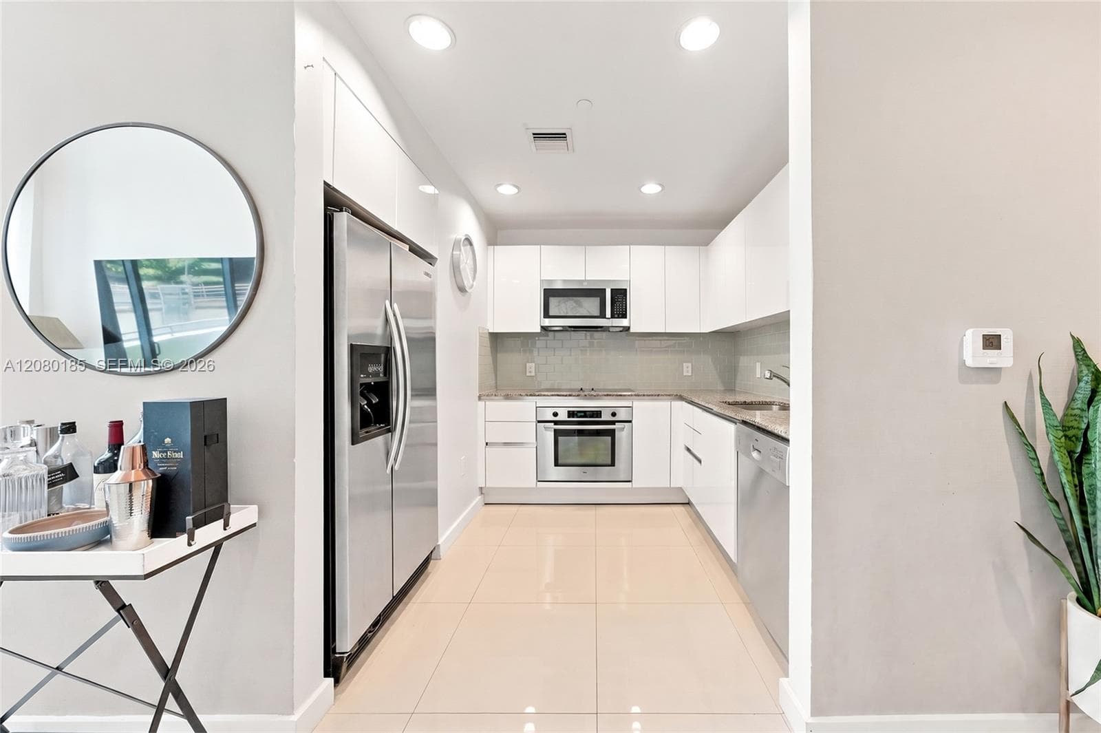 1050 Brickell Ave # 214, Miami, FL 33131 photo 6