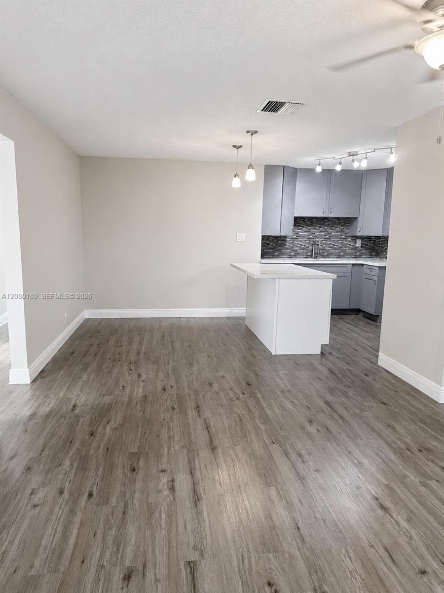 5603 NW 48th Ter, Tamarac, FL 33319 photo 12