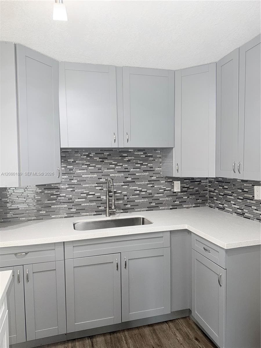 5603 NW 48th Ter, Tamarac, FL 33319 photo 8