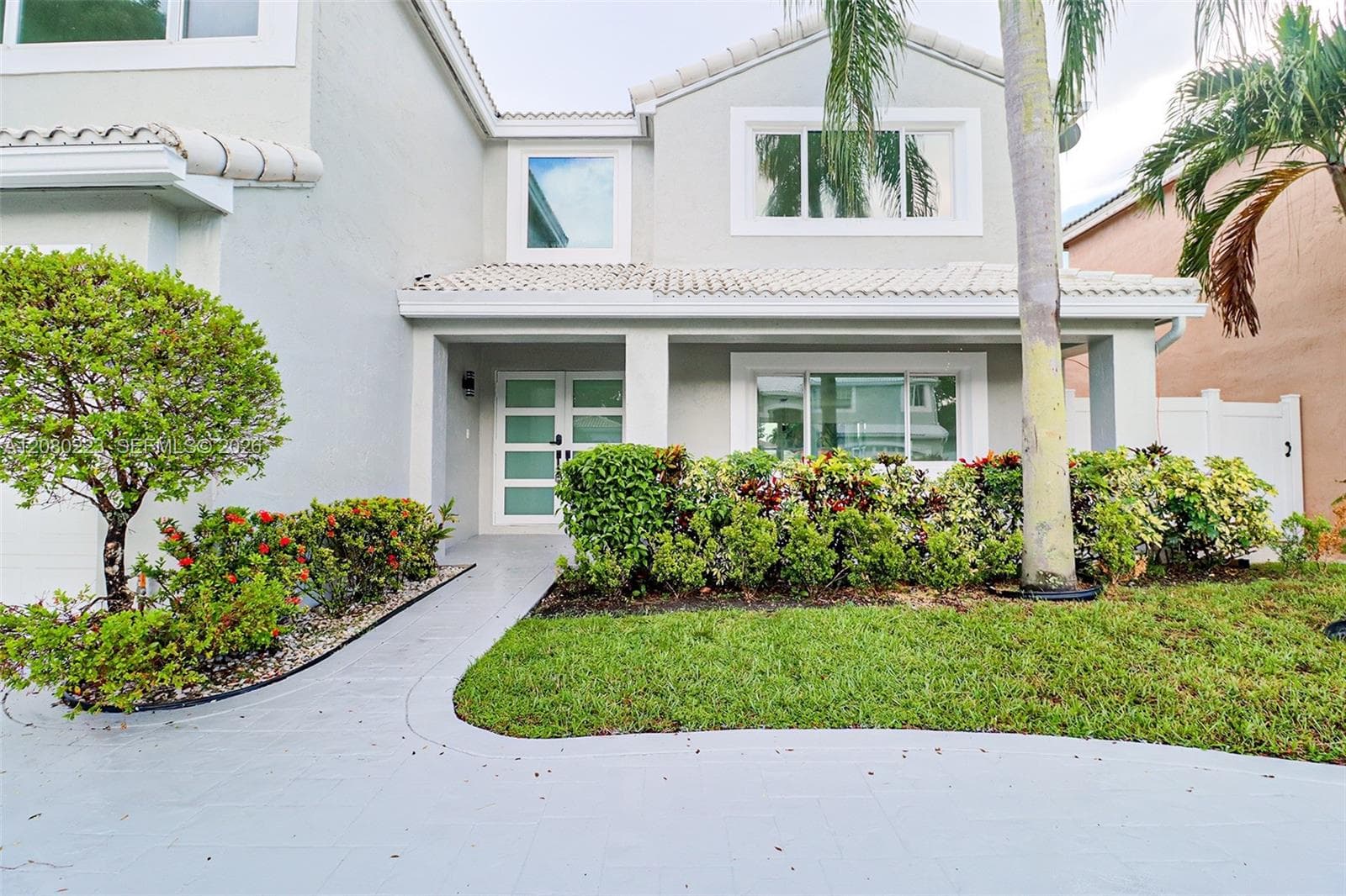 10262 SW 9th Ln, Pembroke Pines, FL 33025 photo 11