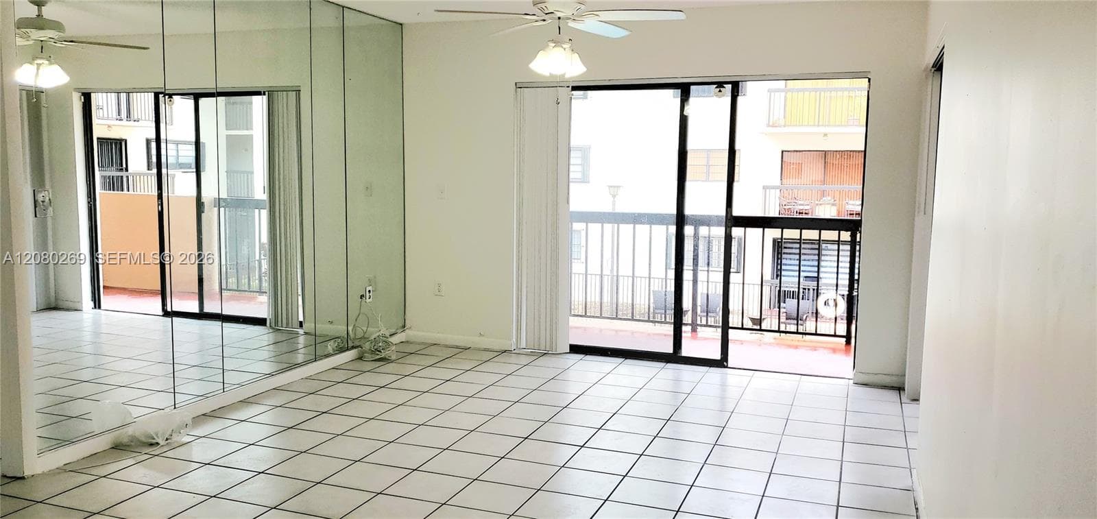 995 SW 84th Ave # 218, Miami, FL 33144